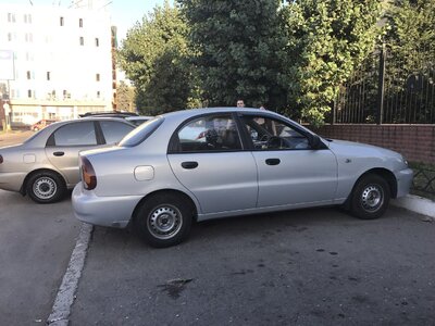 zvmt-xwqz742645.jpg