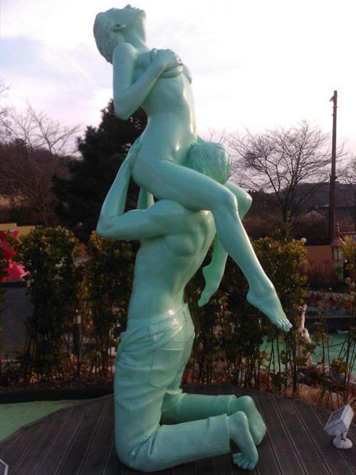 tumblr_m3920iQfbU1rqabiro1_500.jpg