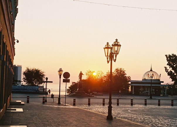 a6iFIc8rC8I.jpg