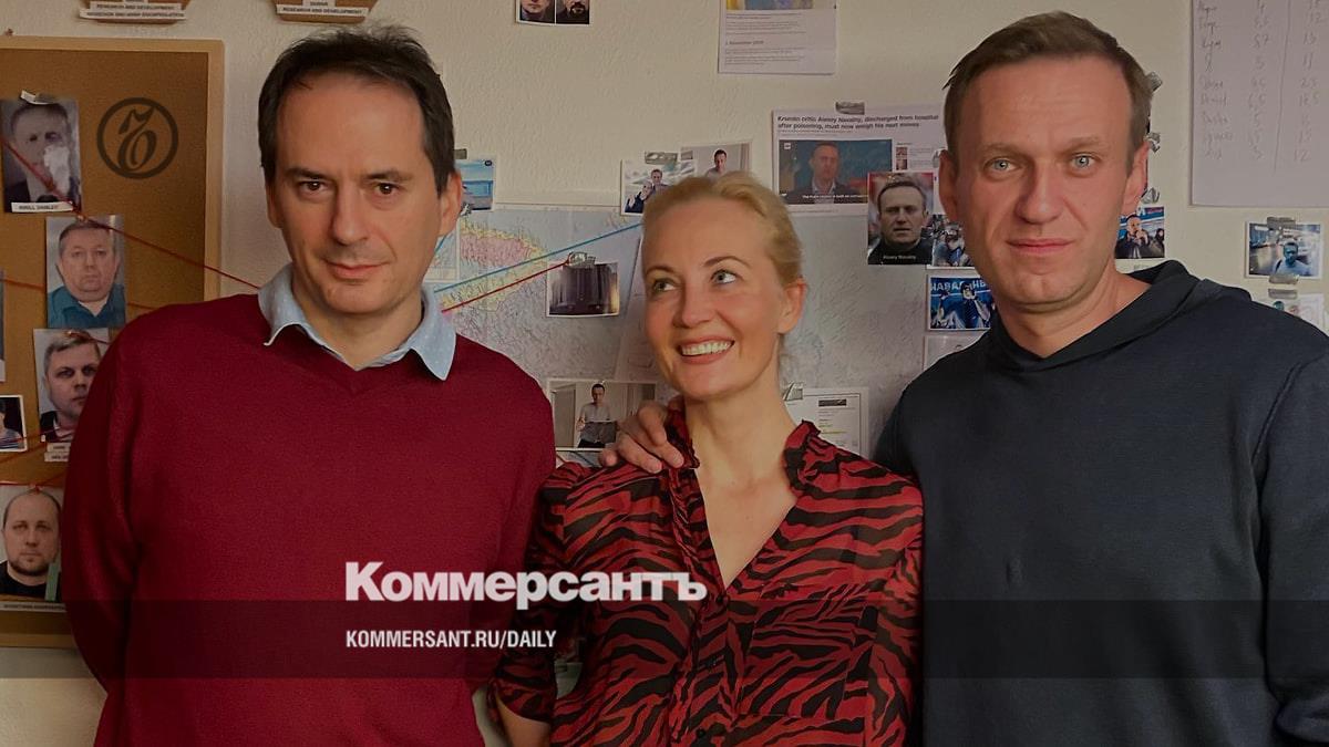 www.kommersant.ru